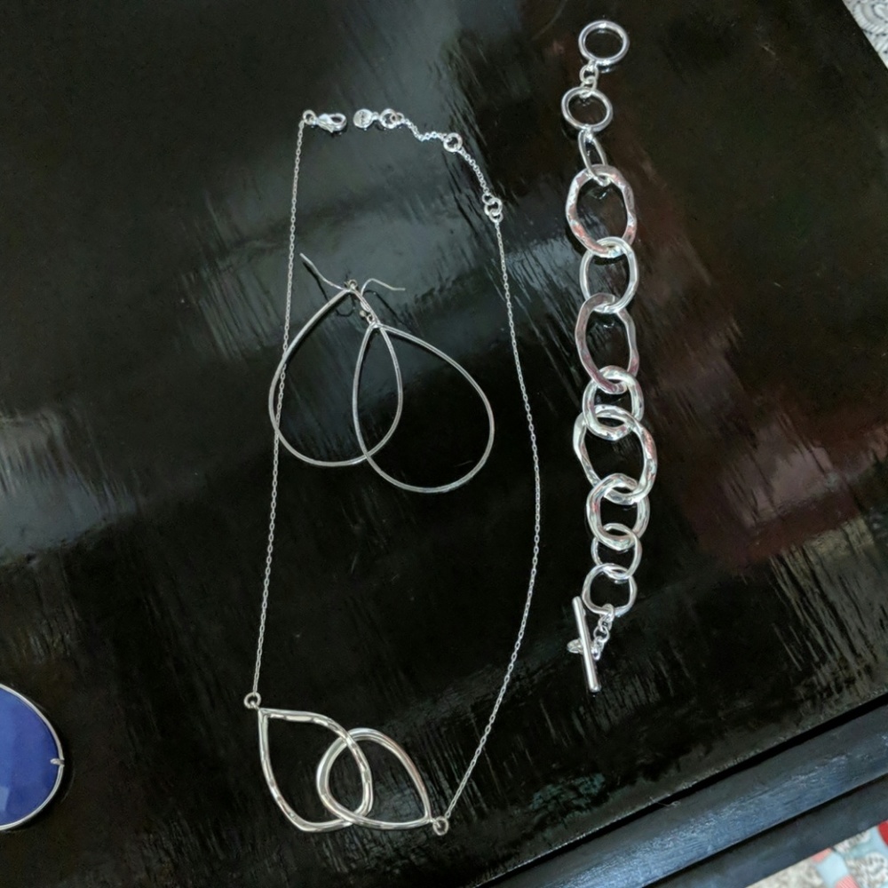 Earring necklace bracelet set